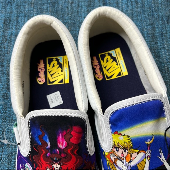 Vans x Sailor Moon Comfycush Slip On Sneakers Limited Edition - Picture 4 of 9